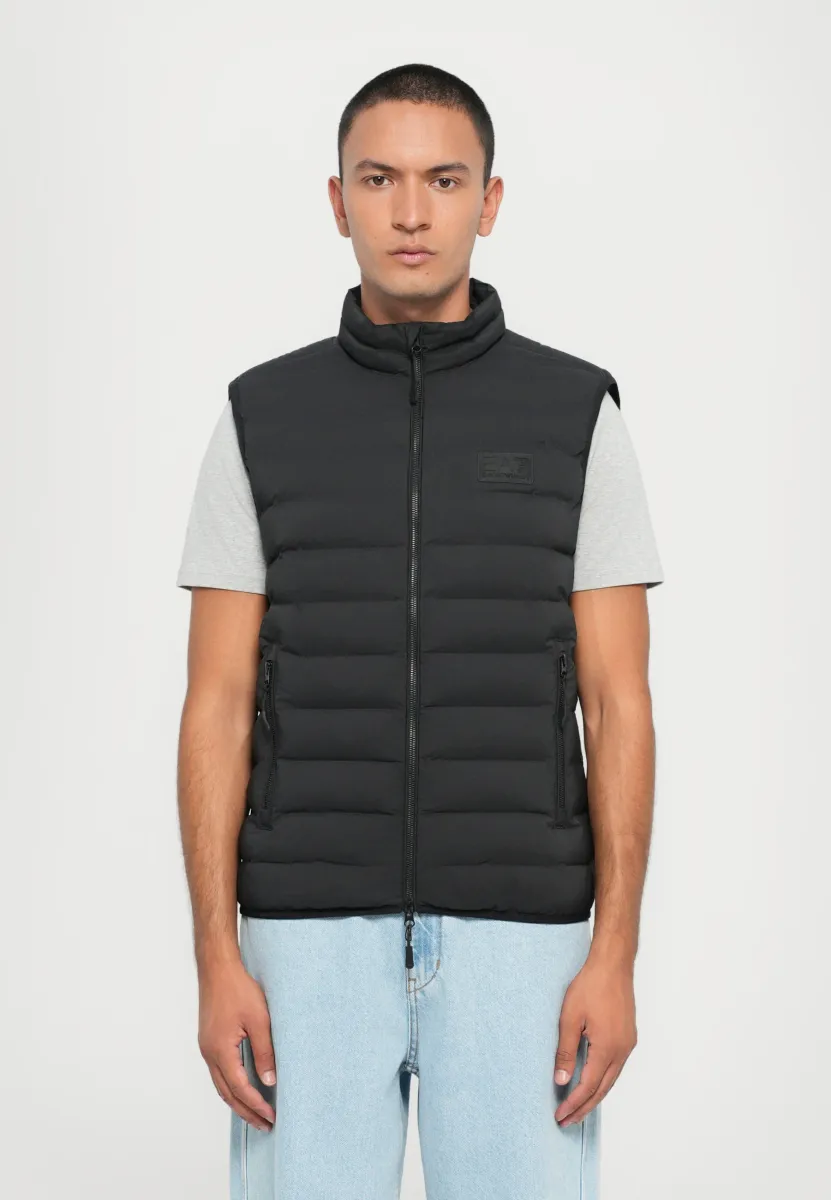 MOUNTAIN - Weste - black