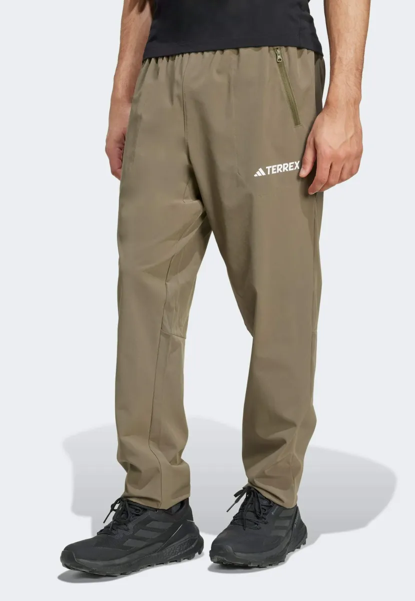 MT ESS - Jogginghose - olive strata