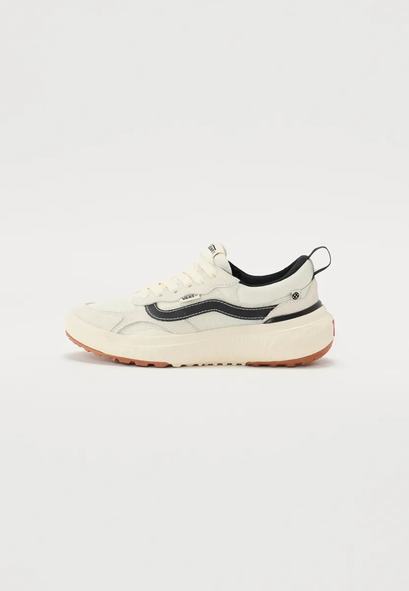 MTE ULTRARANGE NEO VR3 - Sneaker low - black/off white