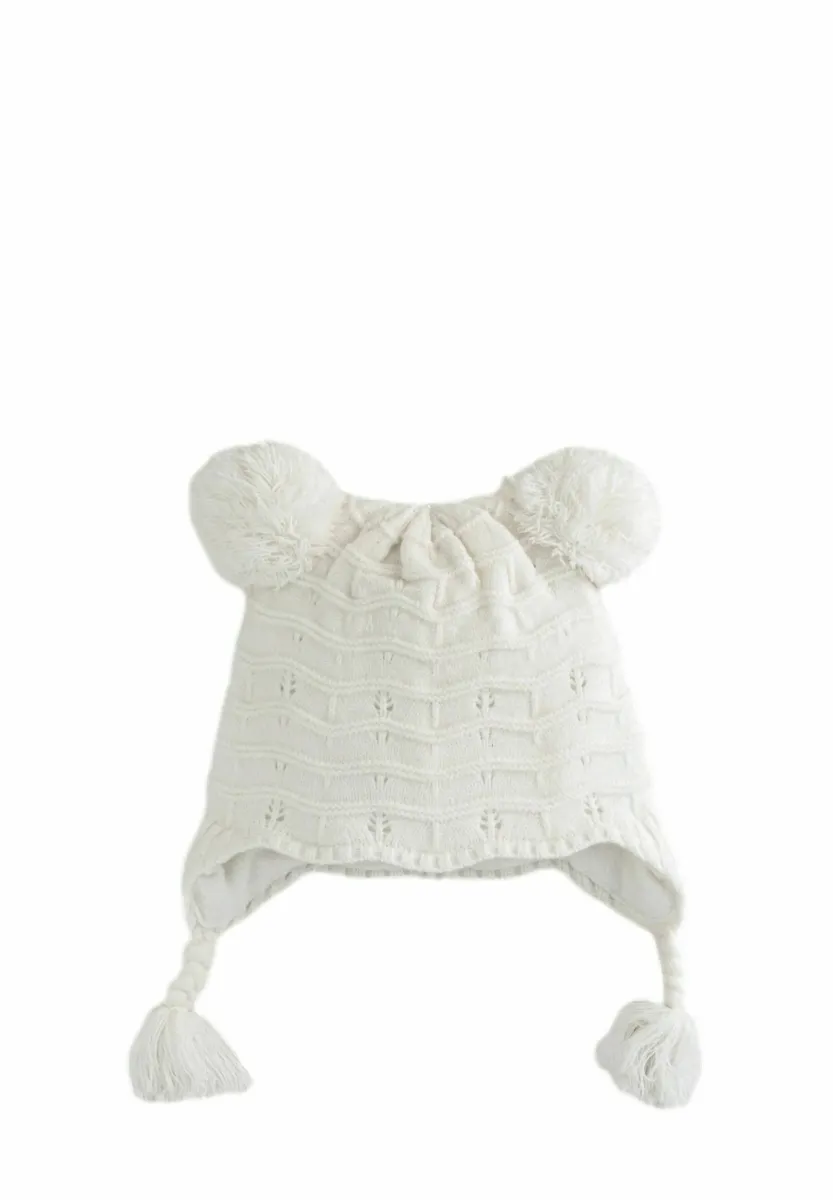 Mütze - white knitted