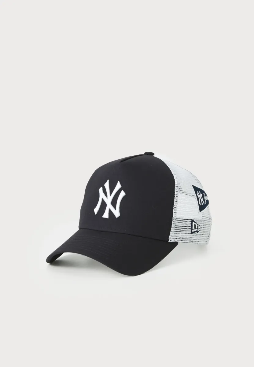 MULTI PATCH TRUCKER UNISEX - Cap - navy/white