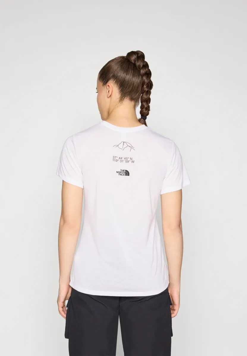 MULTIPLE PLACEMENT TEE GRAPHIC - Sport T-Shirt - white