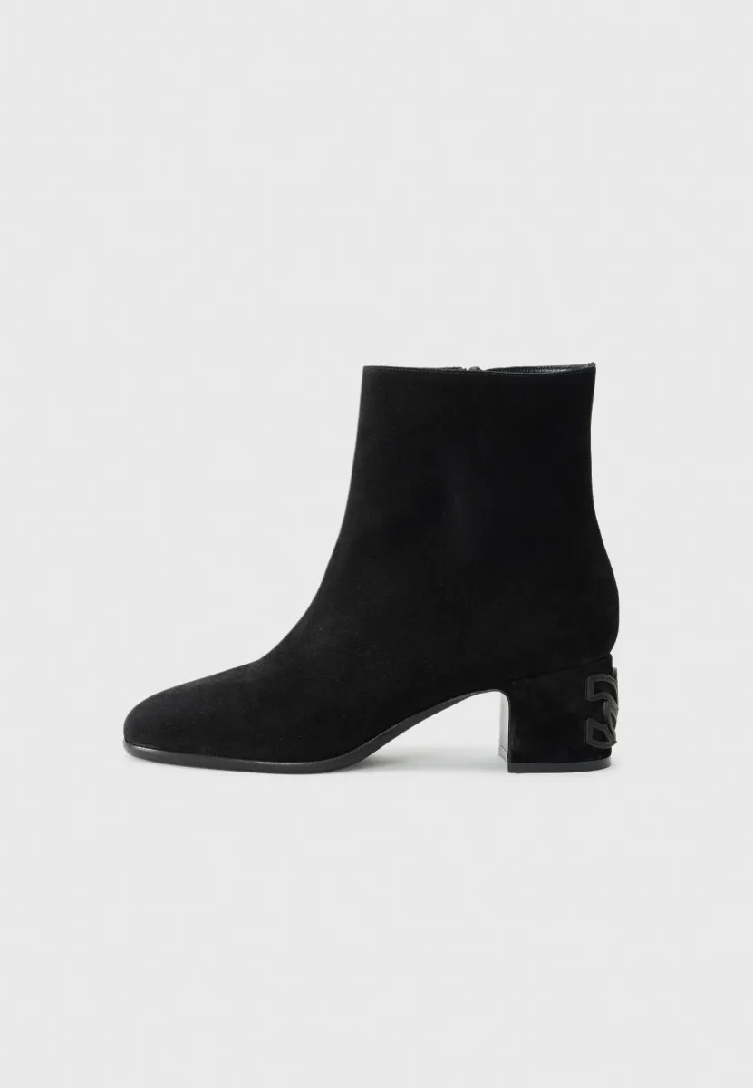 MUNY - Ankle Boot - black