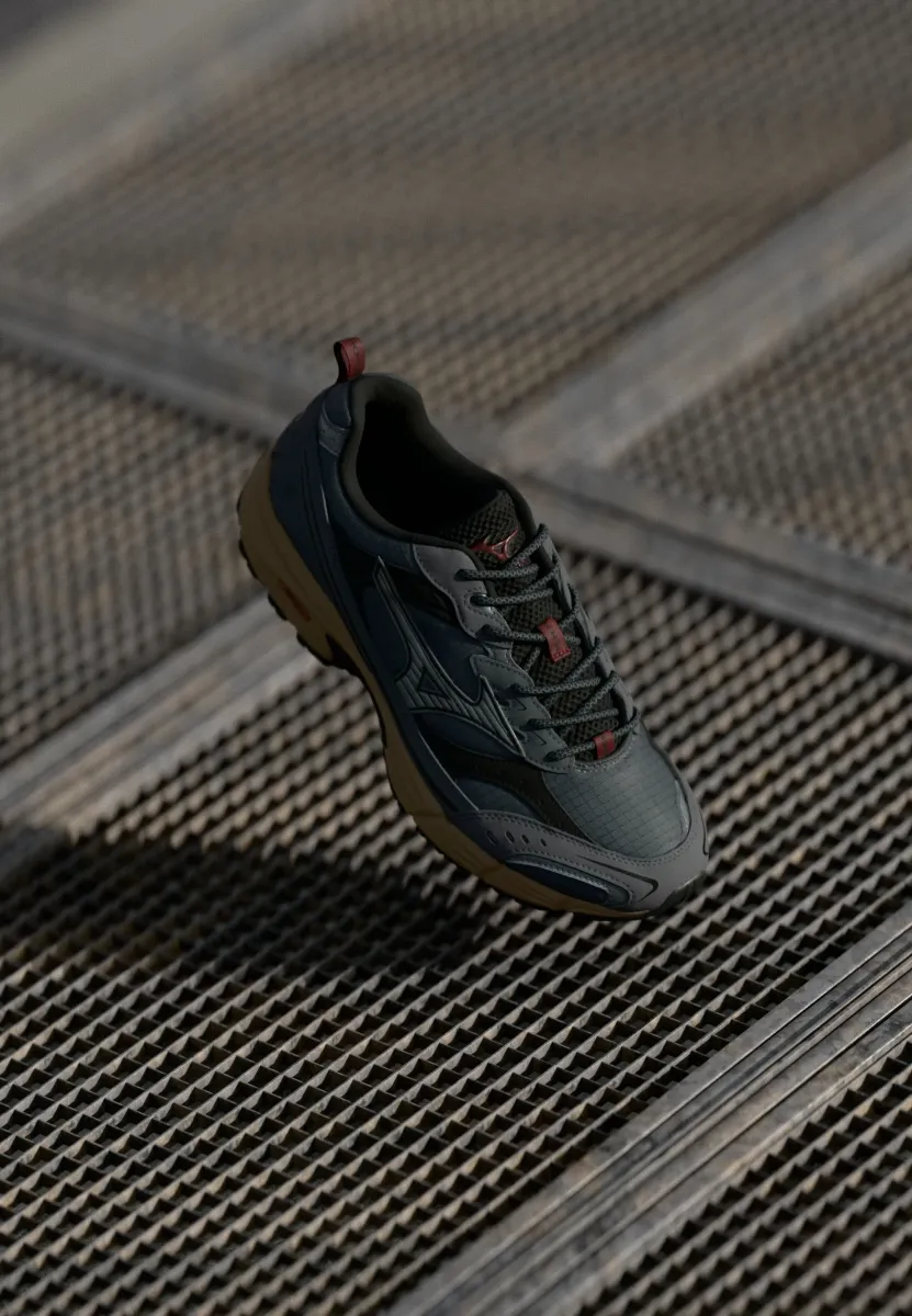 MXR TECH UNISEX - Sneaker low - iron gate/silver-coloured/syrah