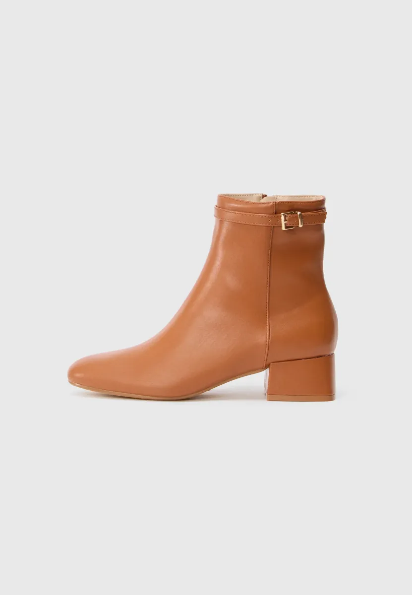 NAOMI - Ankle Boot - tan