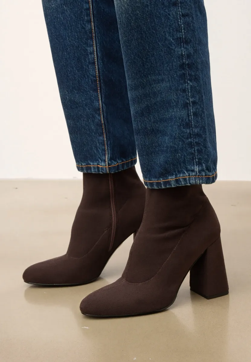 NARYLIN - Stiefelette - brown