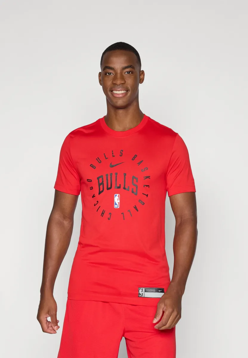 NBA CHICAGO BULLS TEE - Vereinsmannschaften - university red