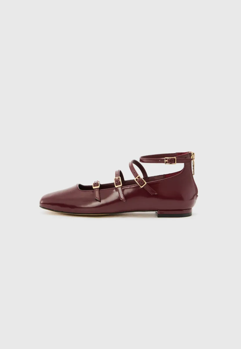 NELTA - Klassischer Ballerina - red