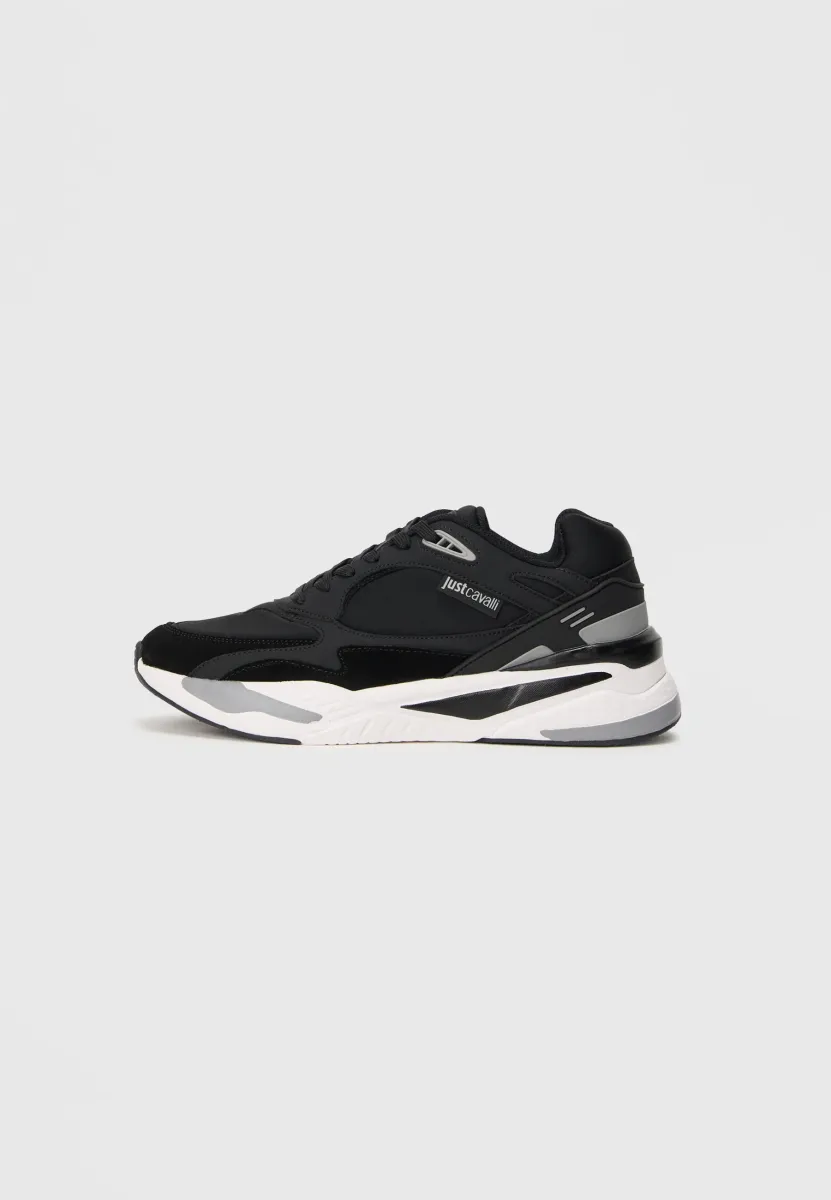NEVADA - Sneaker low - black