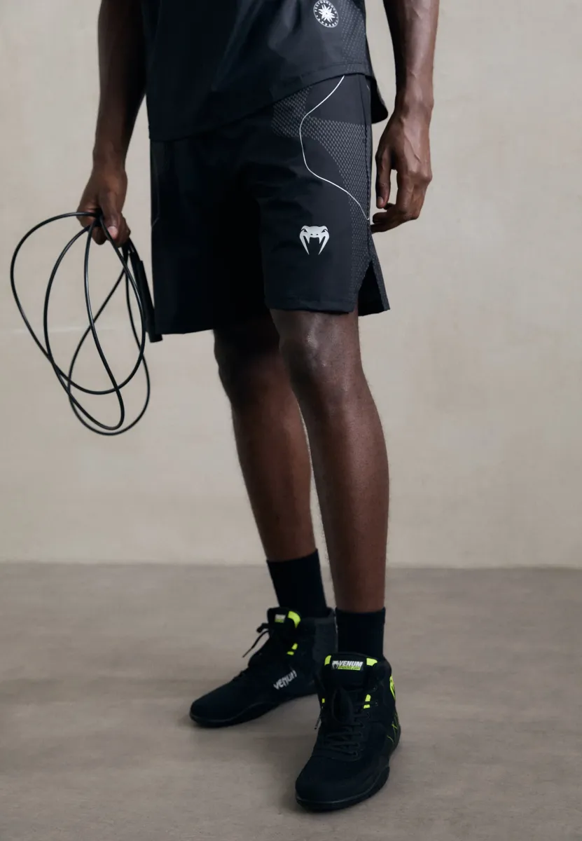 NEXUS TRAINING SHORTS - Kurze Sporthose - black/silver-coloured