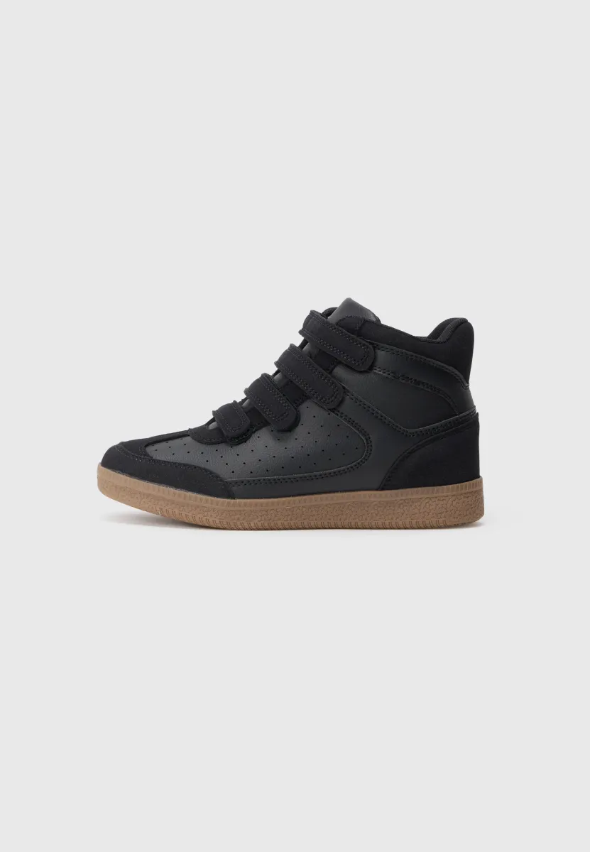 NIKCOLETTE - Sneaker high - black