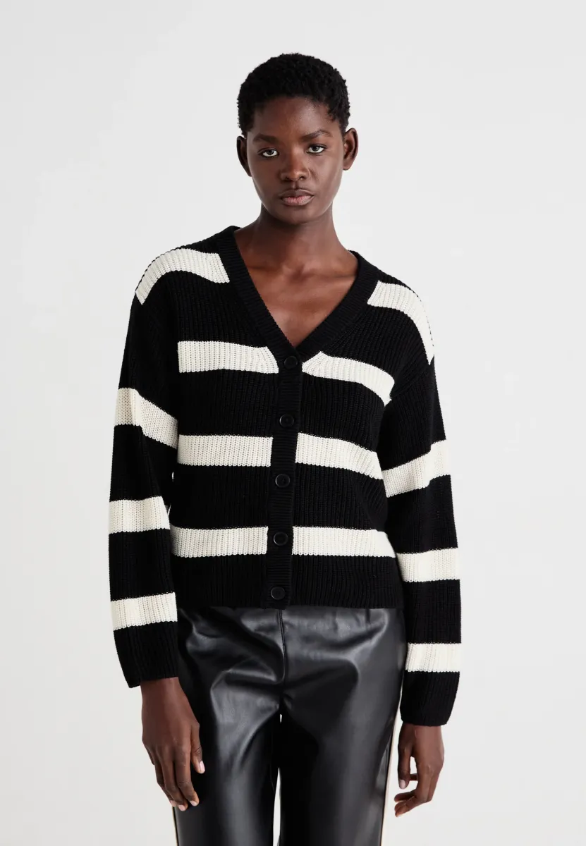 NMMAYSA V NECK CARDIGAN - Strickjacke - black/eggnog