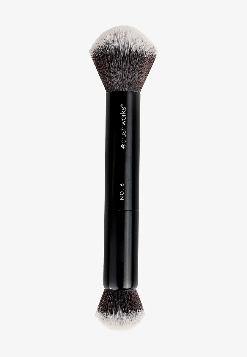 NO. 6 DOUBLE ENDED POWDER AND BUFF BRUSH - Bürste - black