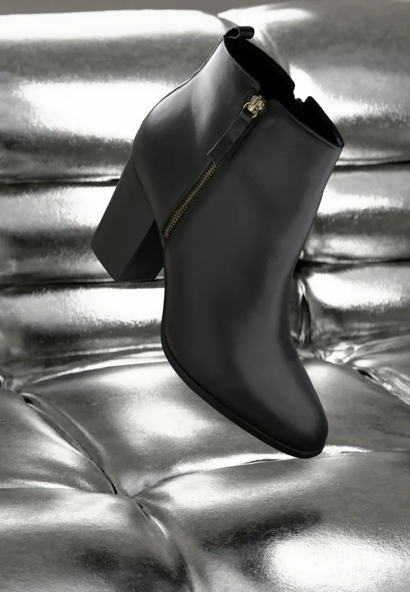 NOEMIEFLEX - Ankle Boot - black