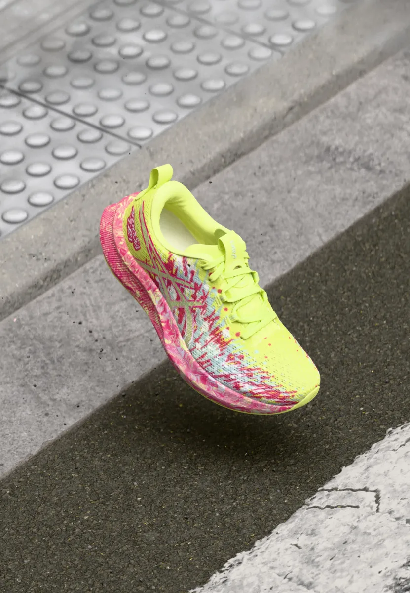 NOOSA TRI 16 - Laufschuh Straße - lucid yellow/bright rose