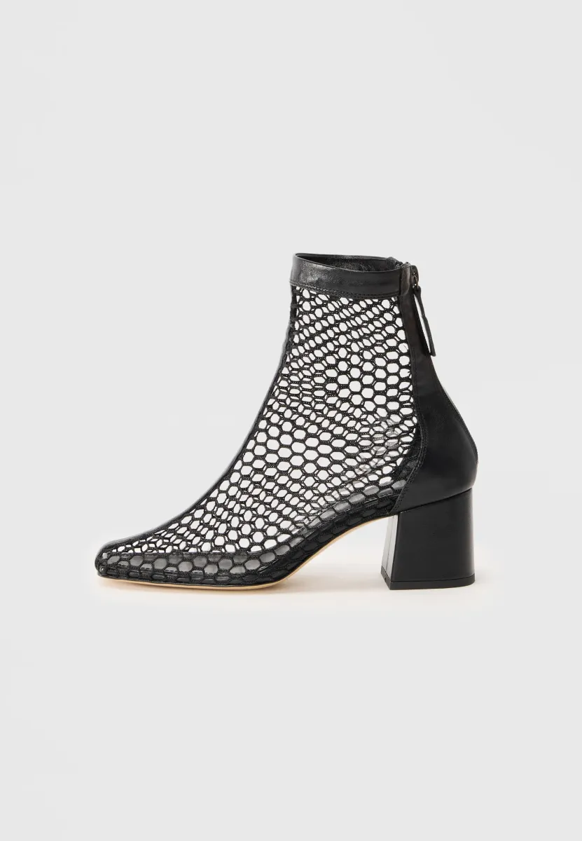 NOVA - Ankle Boot - black