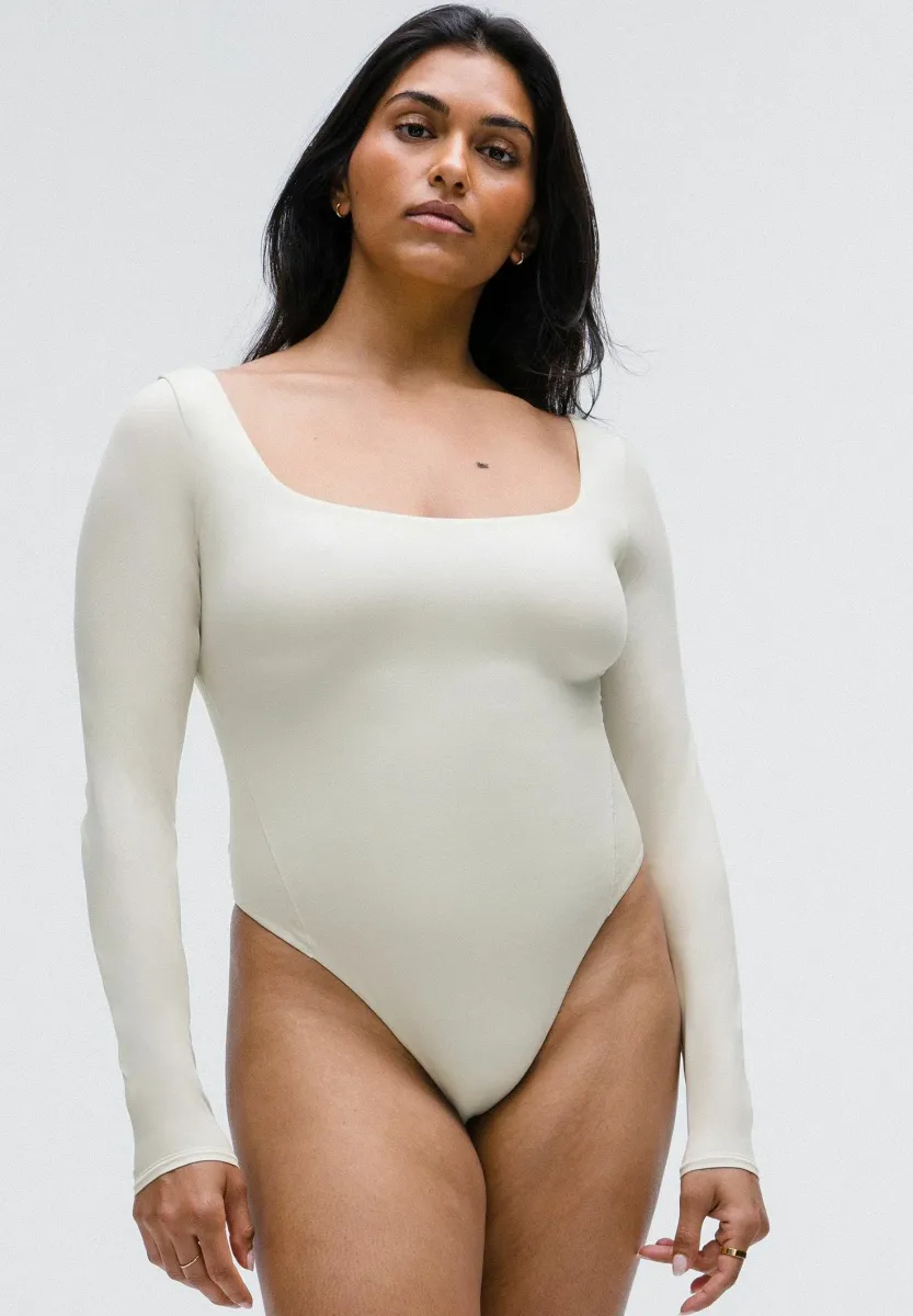 NULU SQUARE-NECK LONG-SLEEVE BODYSUIT - Langarmshirt - bone