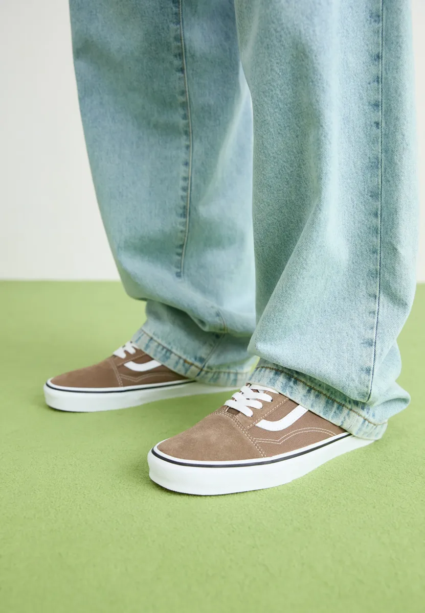 OLD SKOOL UNISEX - Skateschuh - walnut