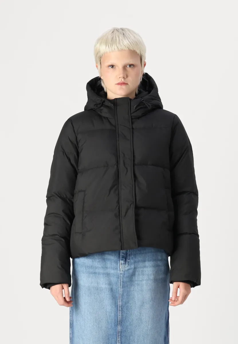 ONLALICE SHORT JACKET - Daunenjacke - black