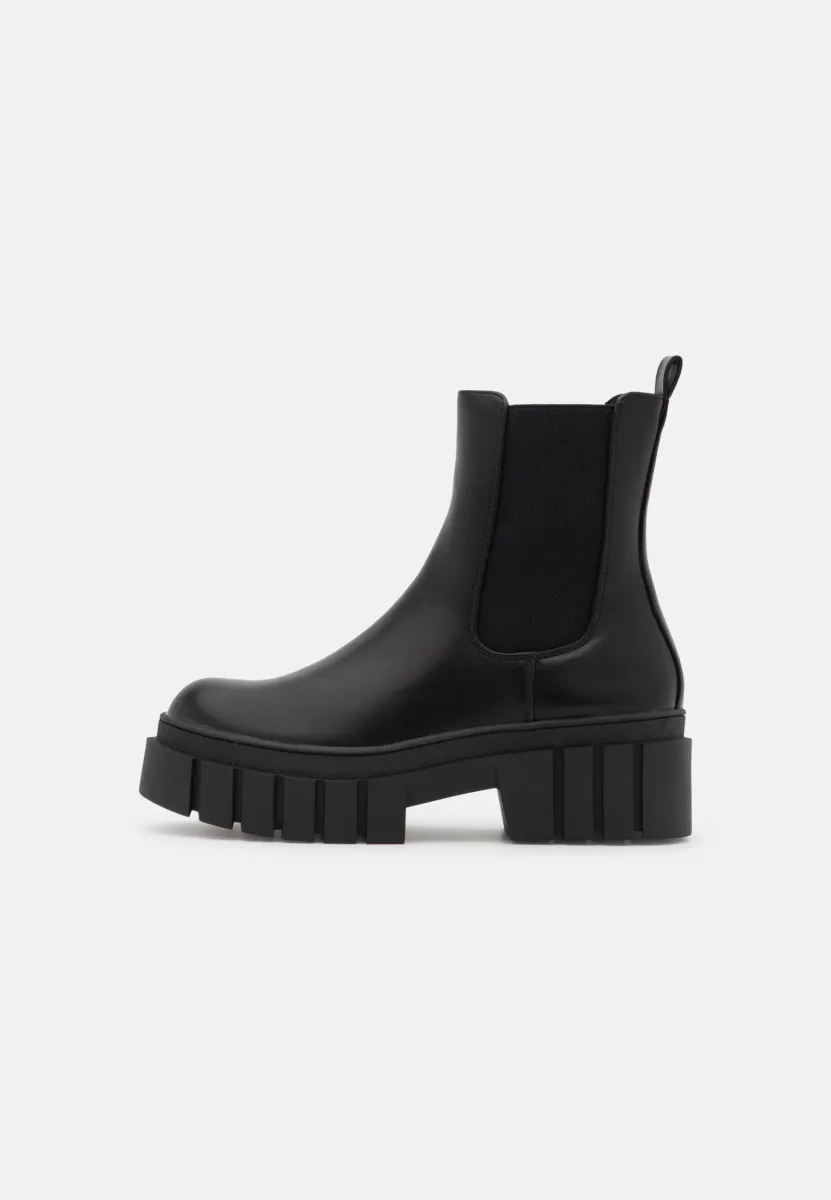 ONLBAIZA CHUNKY BOOT - Plateaustiefelette - black