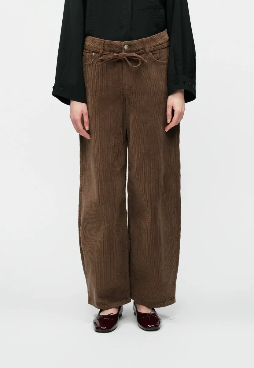 ONLGIANNA GLOBAL BELT - Stoffhose - cub