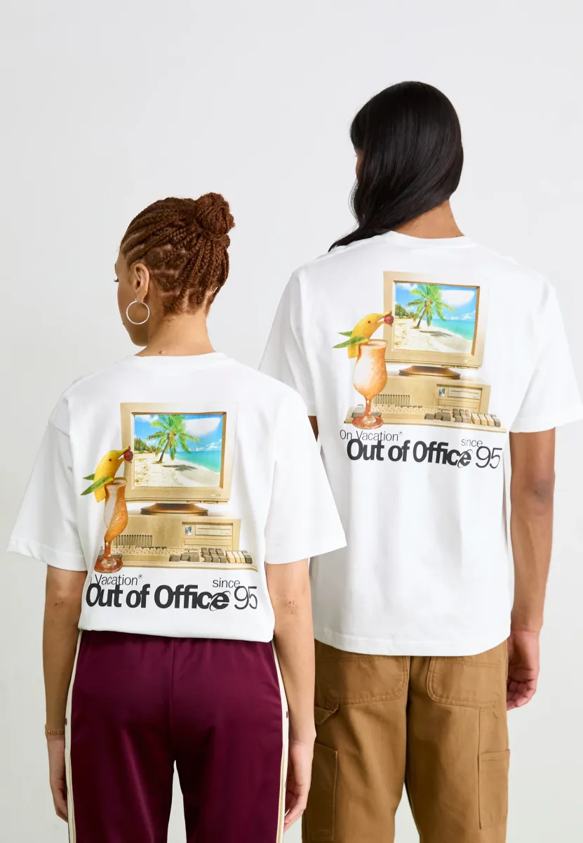 OUT OF OFFICE UNISEX - T-Shirt print - white