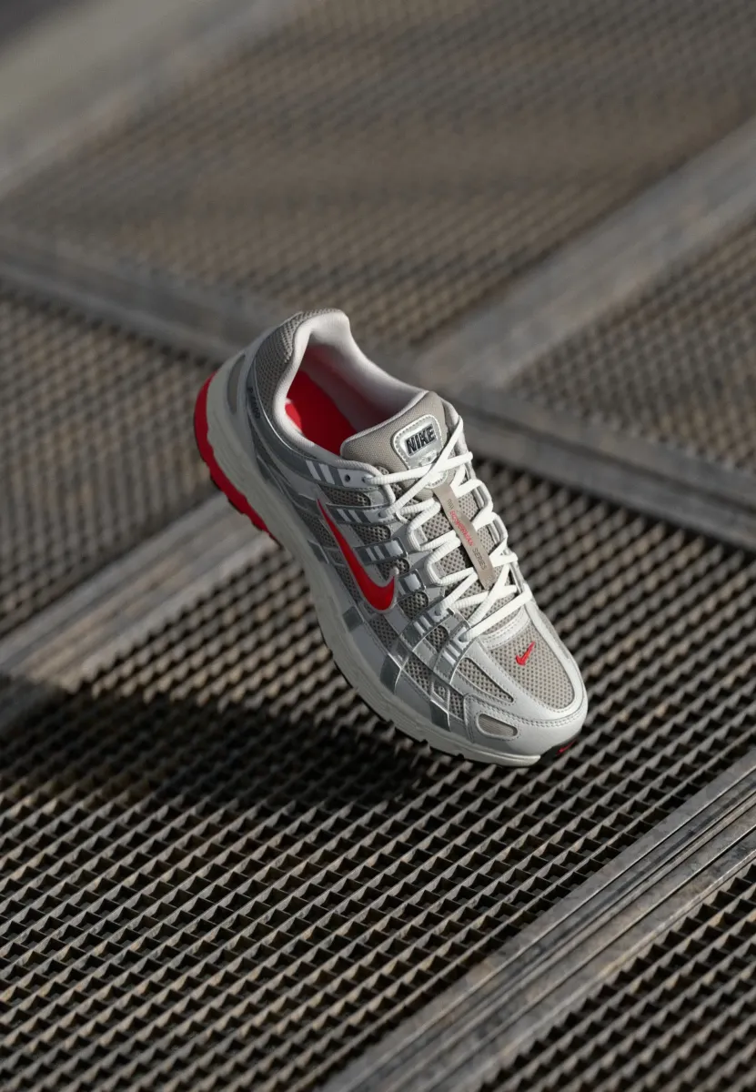 P 6000 UNISEX - Sneaker low - college grey/fire red/vast grey/phantom/white/anthracite