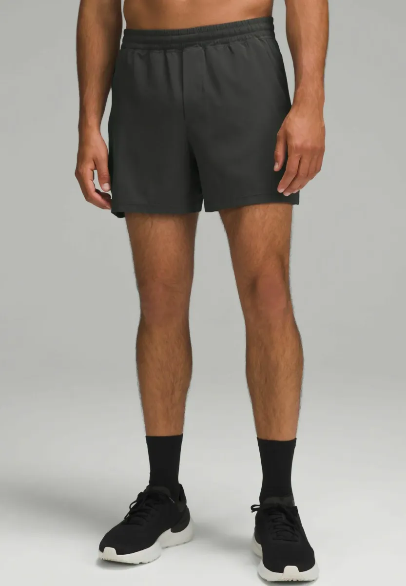 Pace Breaker Linerless 13cm - Kurze Sporthose - black