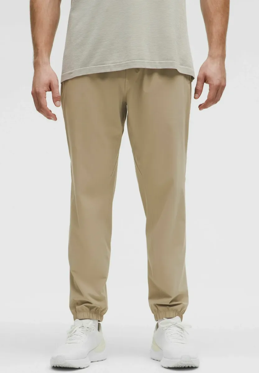 PACE BREAKER REGULAR JOGGER - Jogginghose - sheer oak
