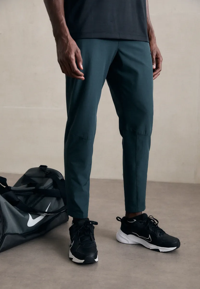 PANT - Jogginghose - seaweed/black