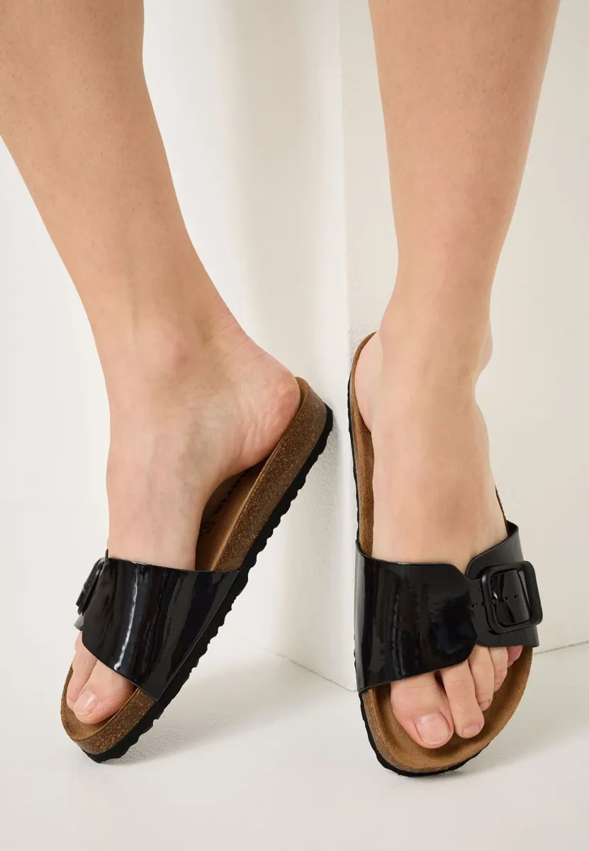 Pantolette flach - black patent