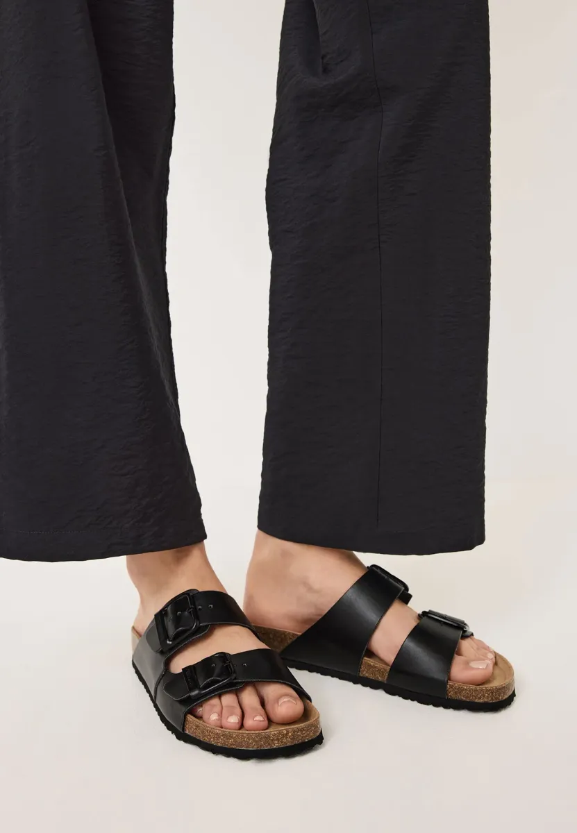 Pantolette flach - black