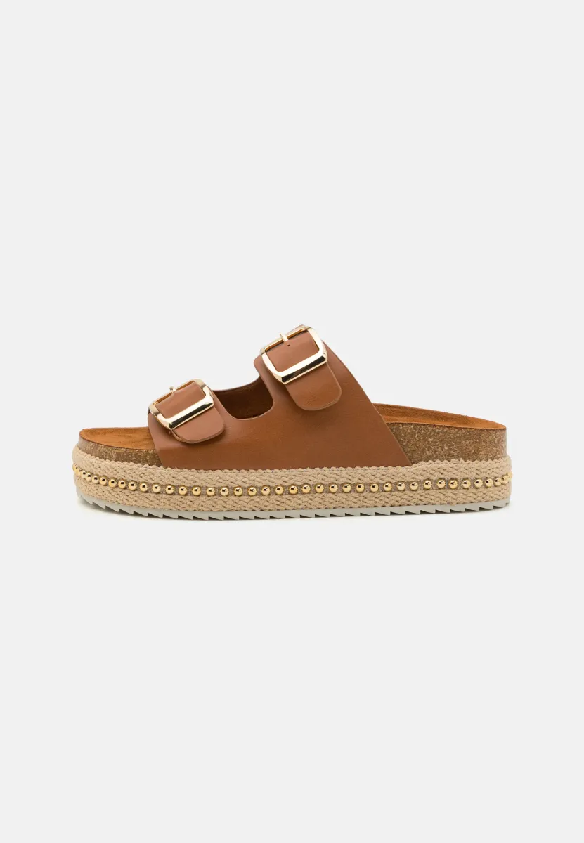 Pantolette flach - cognac