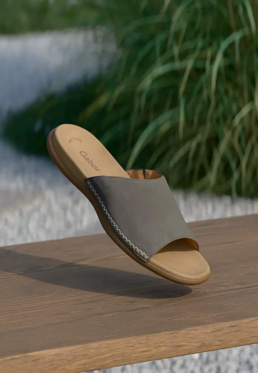 Pantolette flach - fumo