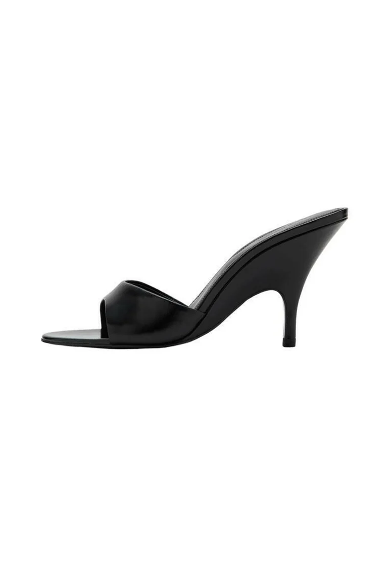 Pantolette hoch - black