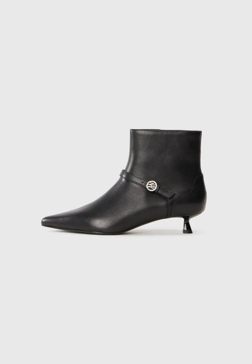 PASHA - Stiefelette - black