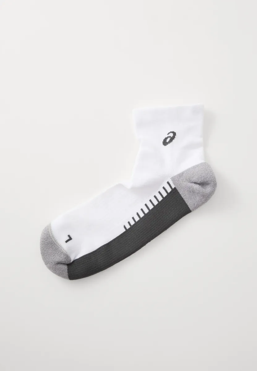 PERFORMANCE RUN QUARTER UNISEX - Sportsocken - brilliant white