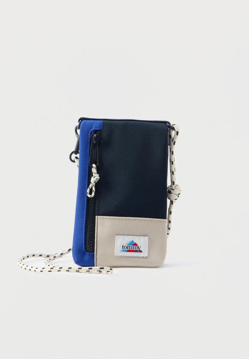 PHONE BAG UNISEX - Umhängetasche - space blue