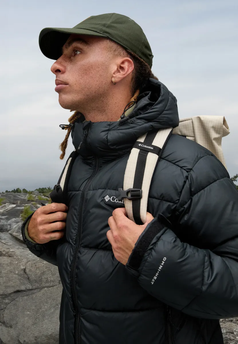 PIKE LAKE™ II HOODED - Winterjacke - black