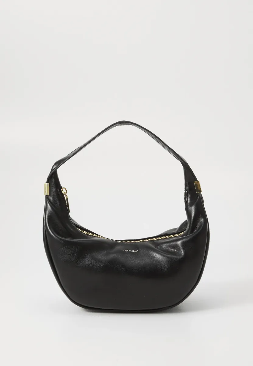 PINCHED CRESCENT - Handtasche - black
