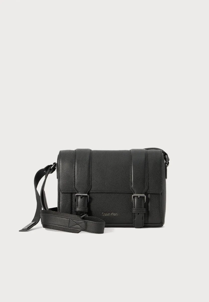 PLACEHOLDER - Umhängetasche - black