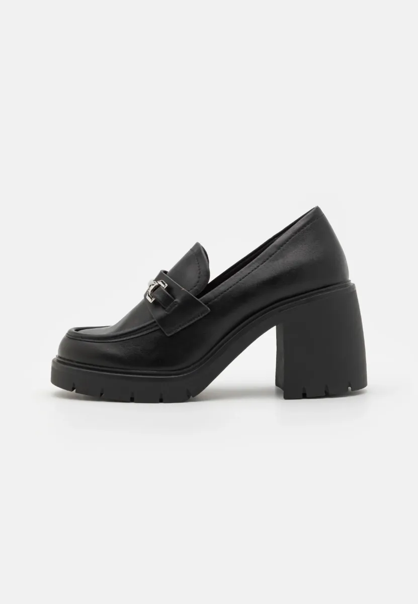 Plateaupumps - black