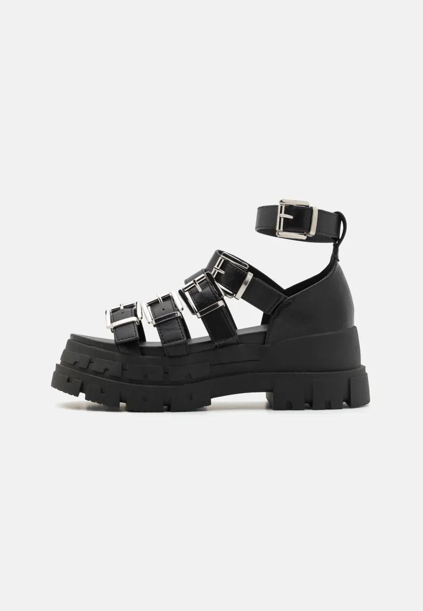 Plateausandalette - black