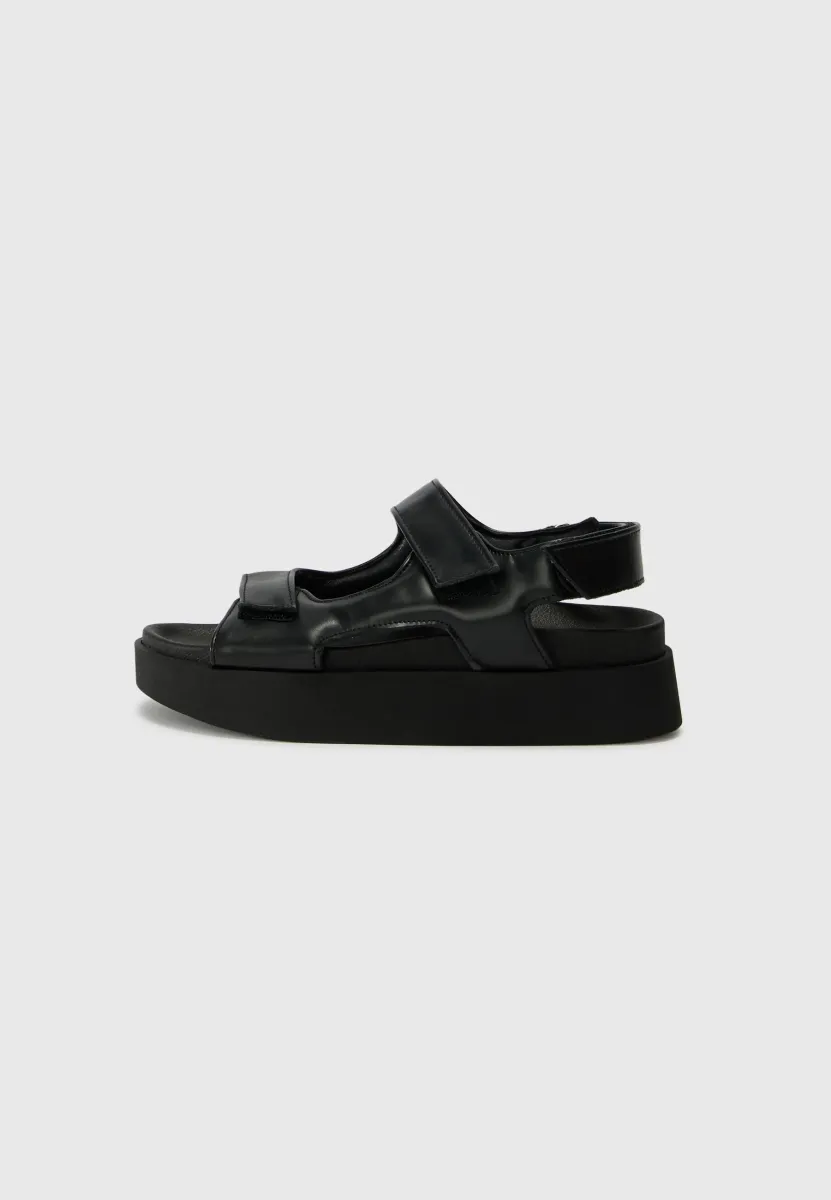 Plateausandalette - black