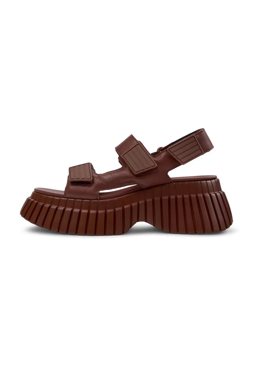 Plateausandalette - mittelrot