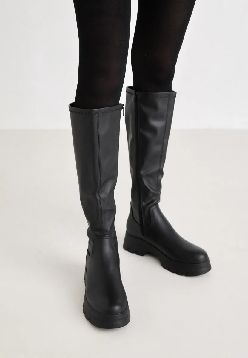 Plateaustiefel - black