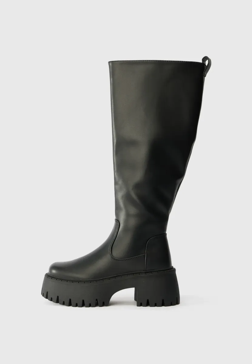 Plateaustiefel - black