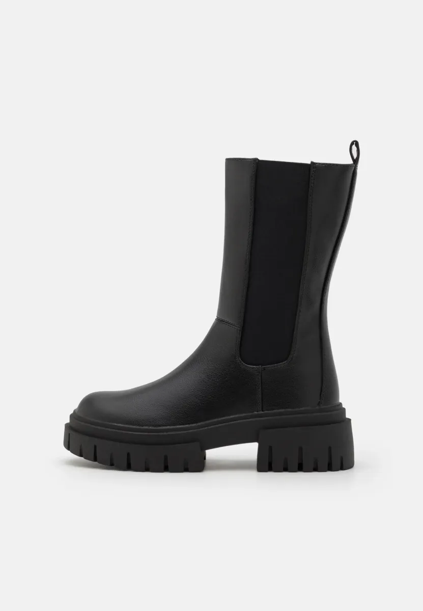 Plateaustiefel - black