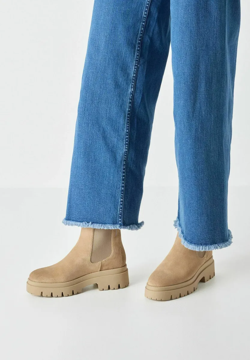 Plateaustiefelette - beige suede