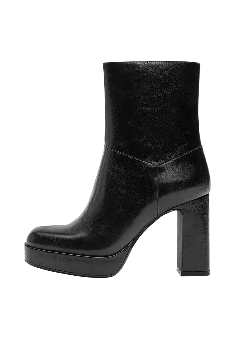 Plateaustiefelette - black